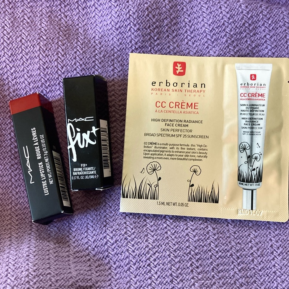 Mac Cosmetics Lustre Lipstick in 510 Lady Bug ,Fix+Primer 0.17 fl Oz + Sample!!!
